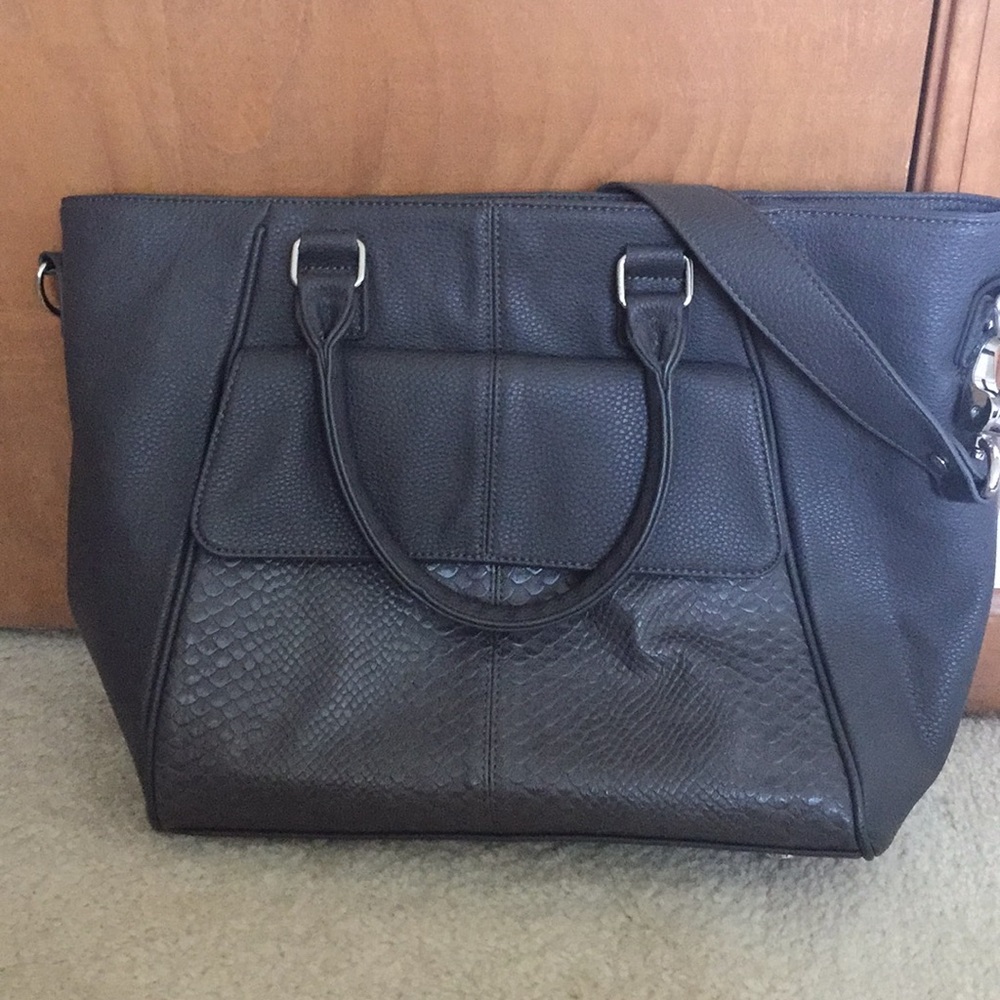 Thirty One Jewell Faux Leather Shoulder bag